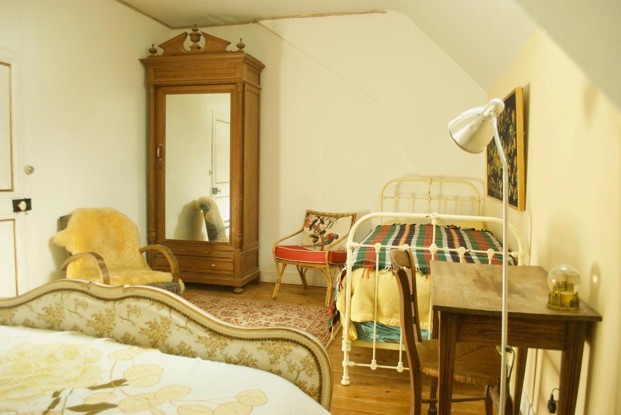 Bed and Breakfast Yxie - Manoir Des Arts Villeblevin Номер фото