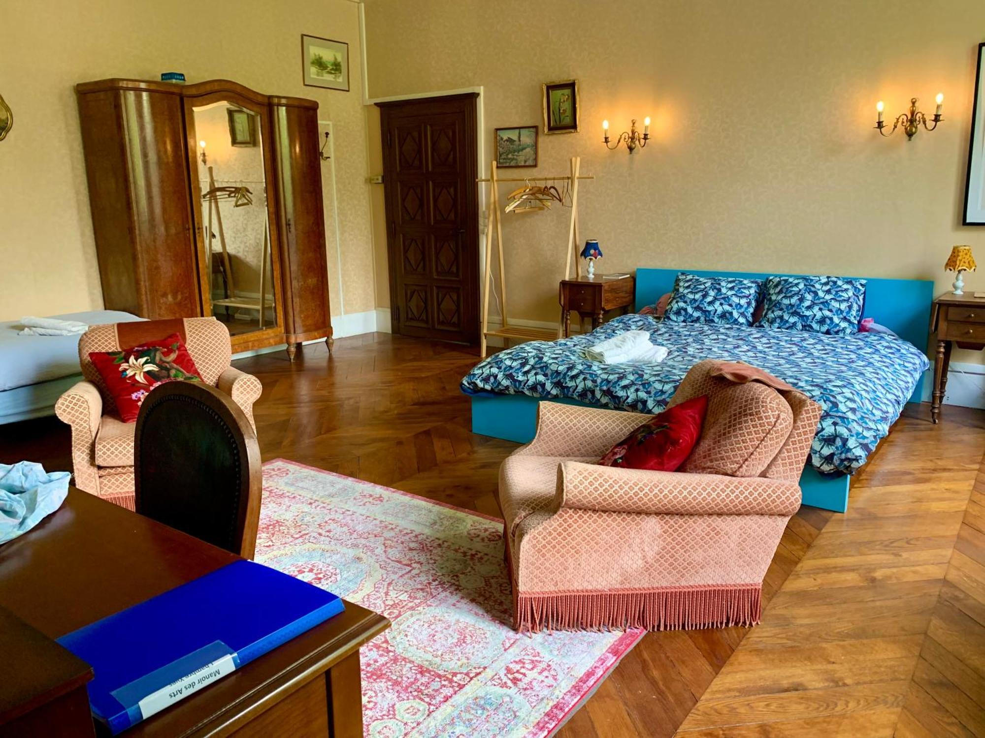 Bed and Breakfast Yxie - Manoir Des Arts Villeblevin Номер фото